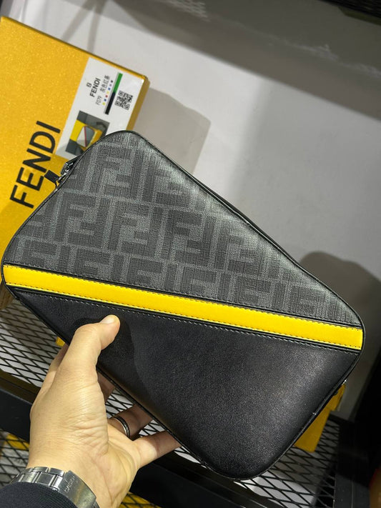 Sacoche F N D I CROSSBODY WALLET BLACK YELLOW