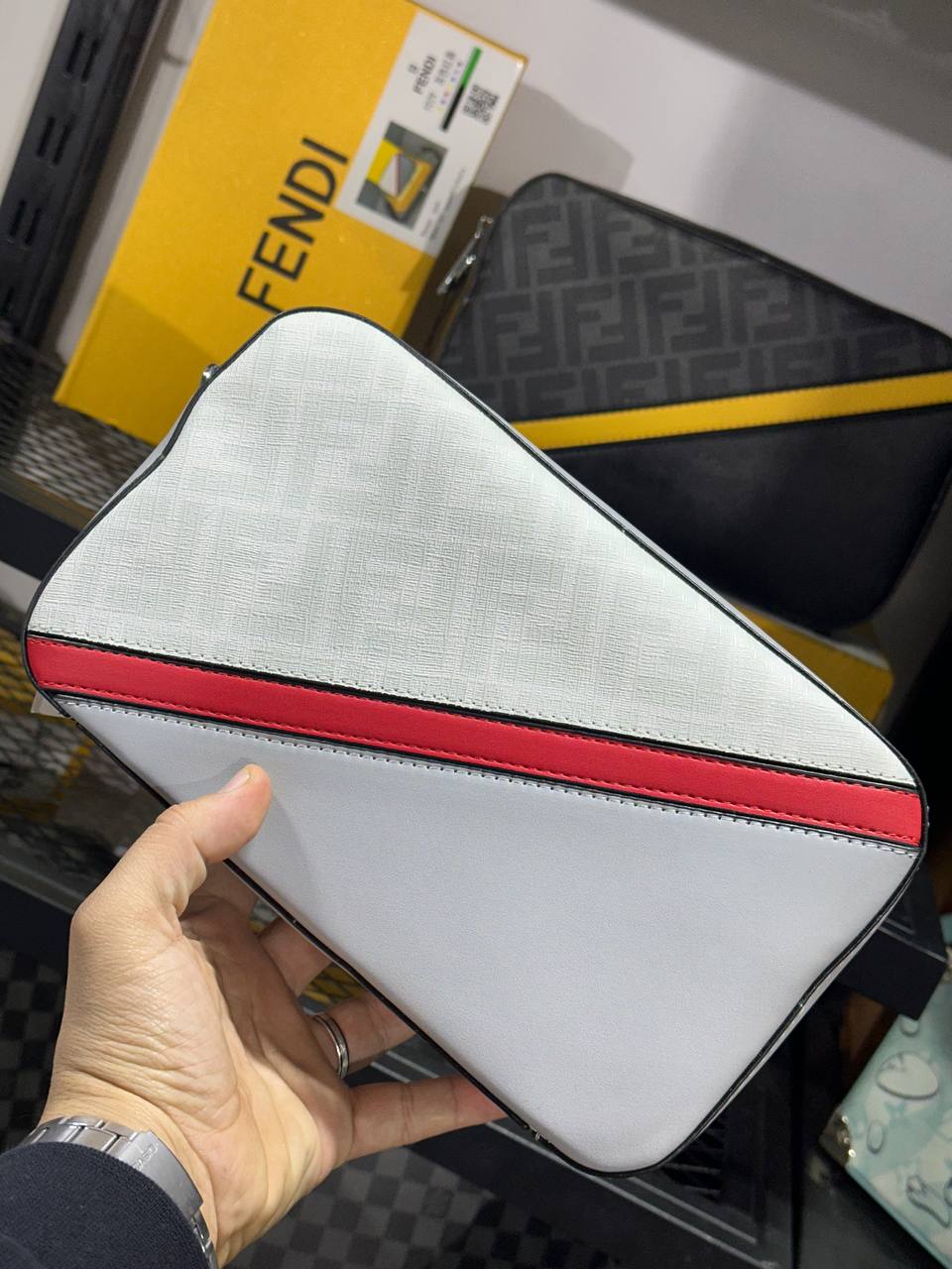 Sacoche F N D I CROSSBODY WALLET WHITE RED