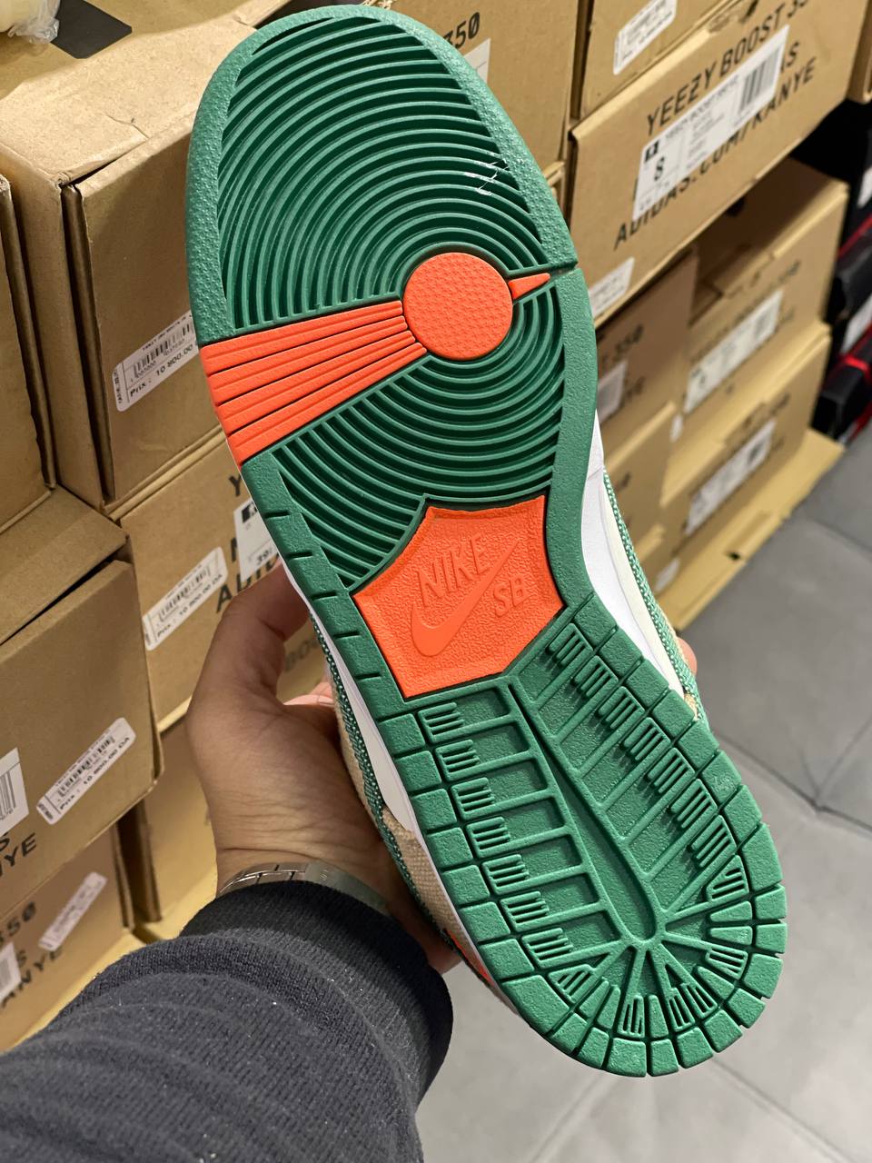 NIKE SB X JARRITOS